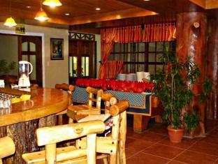 White Beach Resort Bar & Restaurant Пуэрто-Галера Экстерьер фото